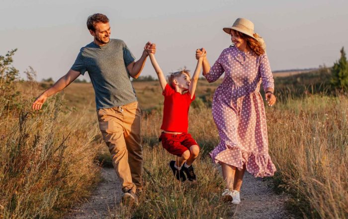 At what age can a child decide which parent to live with in Ontario?